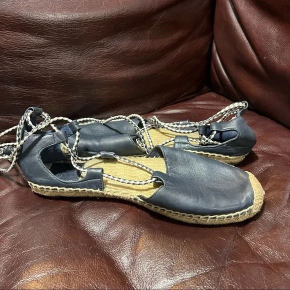 Tory Burch sandals pre-owned size 8.5 M - Picture 5 of 8